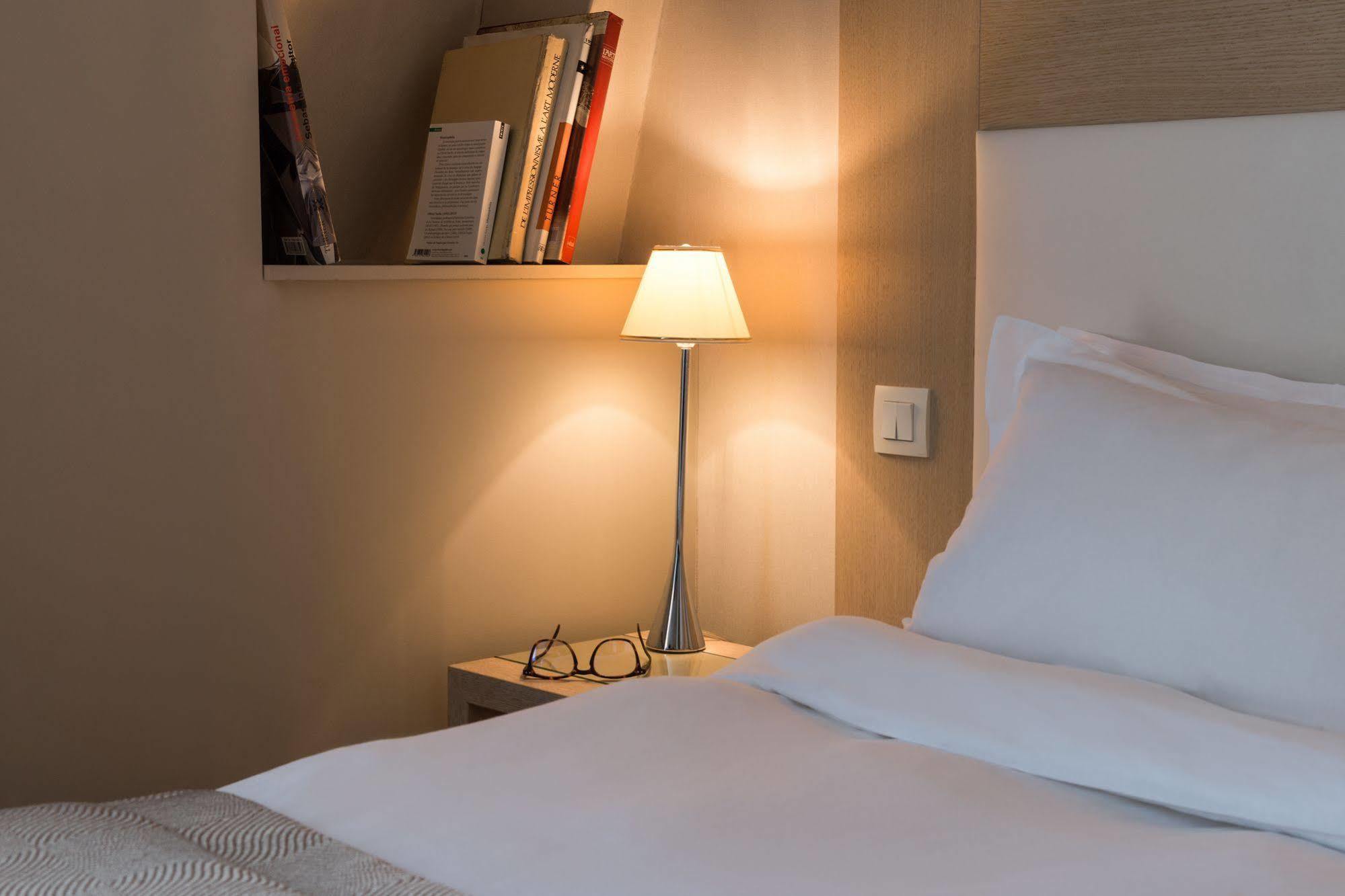 Hotel Du Savoir ปารีส ภายนอก รูปภาพ